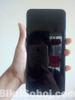 Realme c33